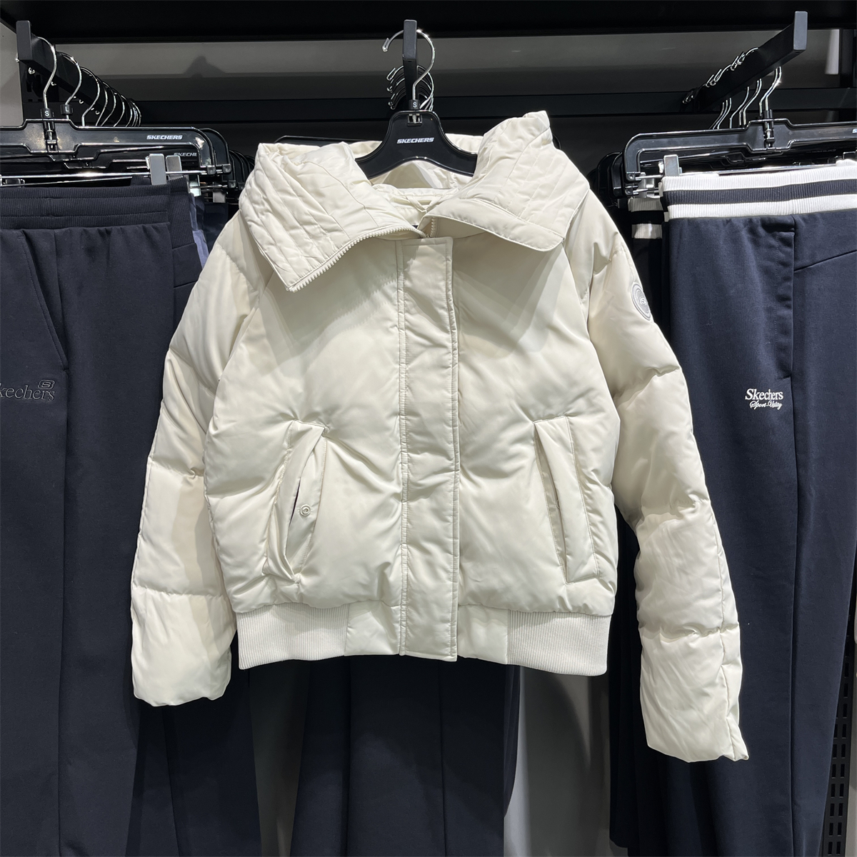 斯凯奇女士保暖羽绒外套