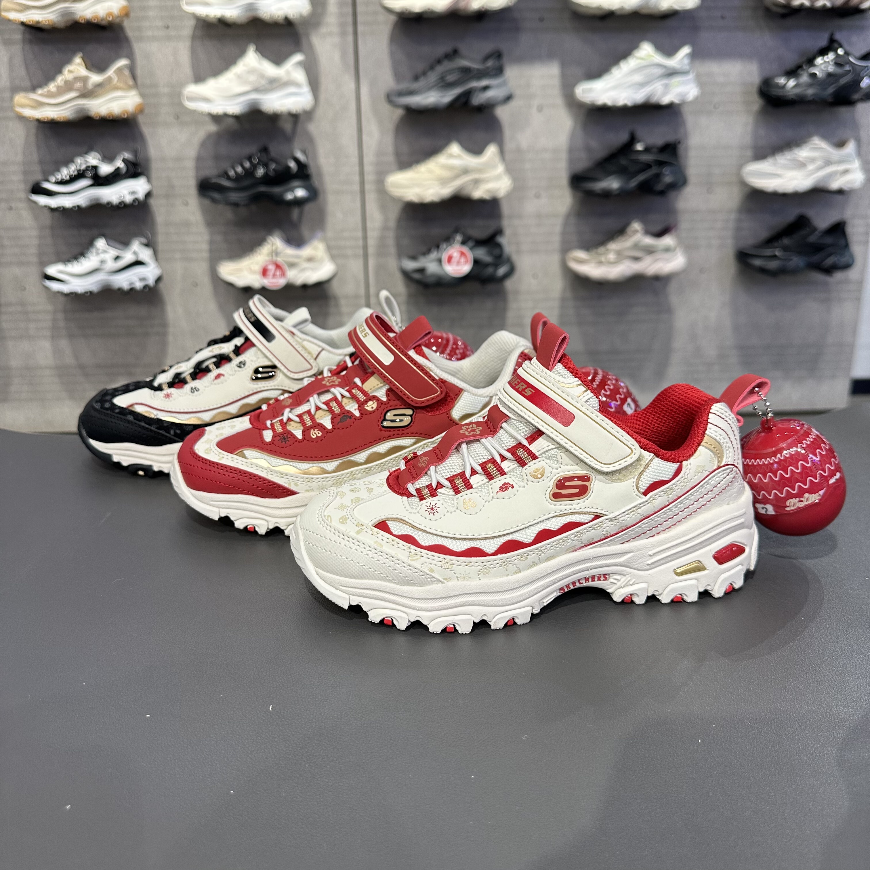 斯凯奇女大童透气运动鞋