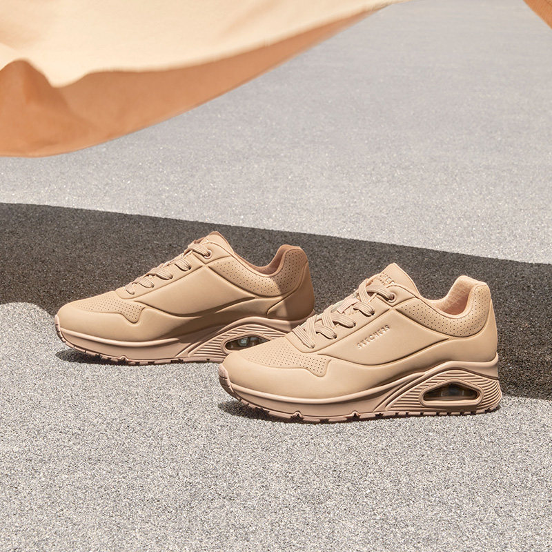Skechers斯凯奇蝴蝶鞋UNO复古气垫鞋女简约透气减震跑步鞋73690