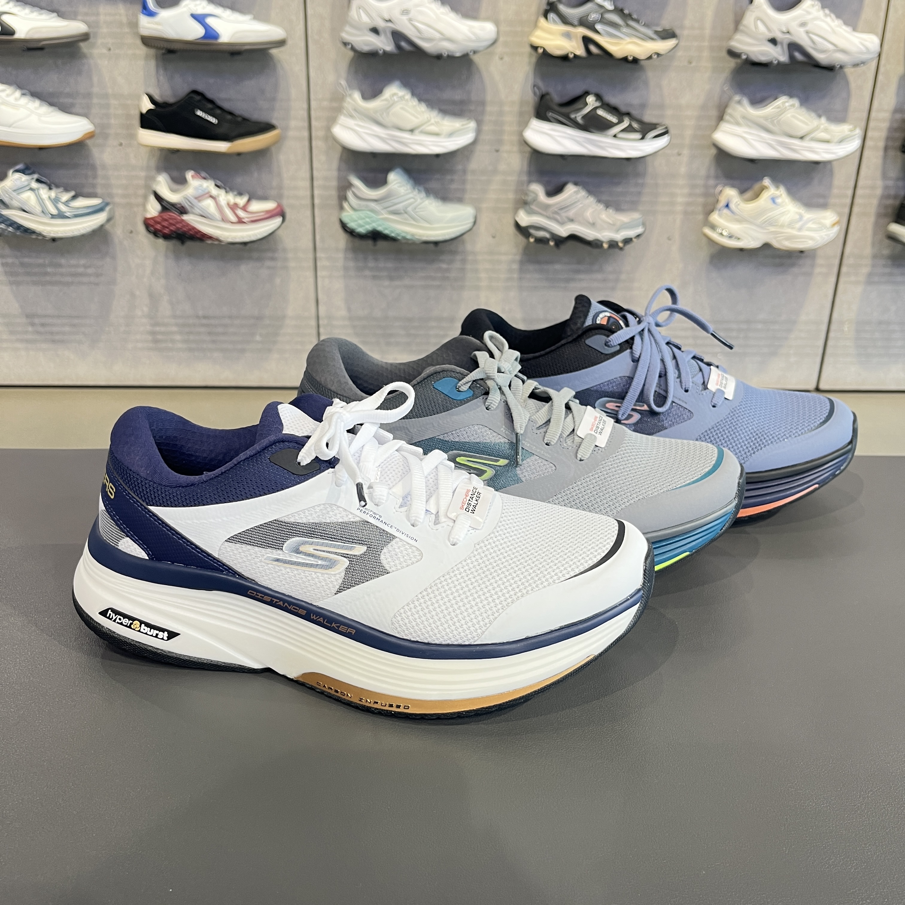 Skechers斯凯奇男款春季新款厚底舒适简约缓震运动健步鞋216533