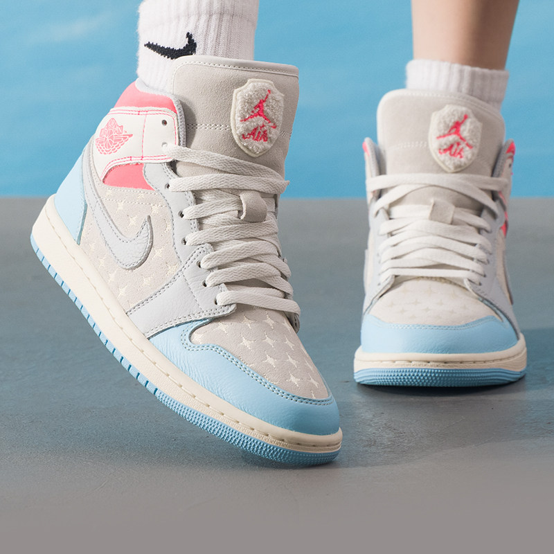 Nike耐克女鞋2025冬季新款WMNS AIR JORDAN 1 MID 篮球鞋IM7420,运动鞋new,运动休闲鞋,淘宝优惠券,粉丝福利购,淘宝优惠卷