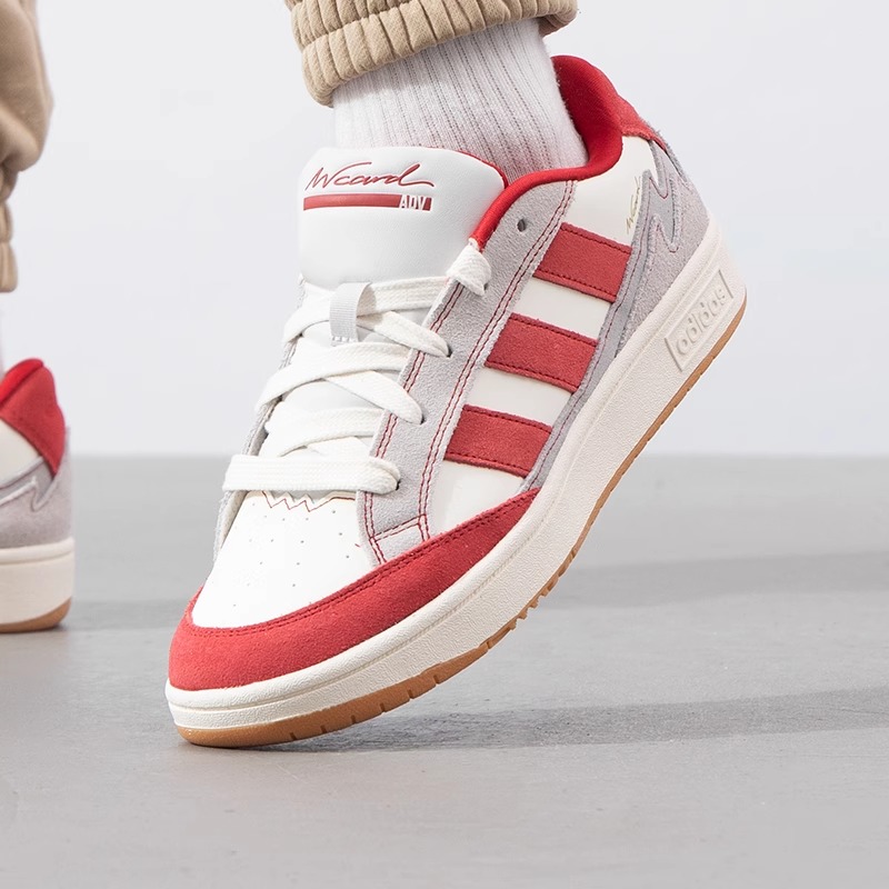 Adidas阿迪达斯系带中性板鞋