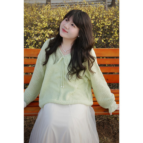 Vaee大码女装春季新款V领系带镂空针织衫慵懒风气质宽松显瘦上衣