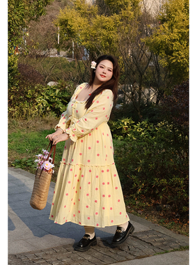 Vaee大码女装长袖碎花连衣裙春季胖mm法式复古方领收腰显瘦长裙子