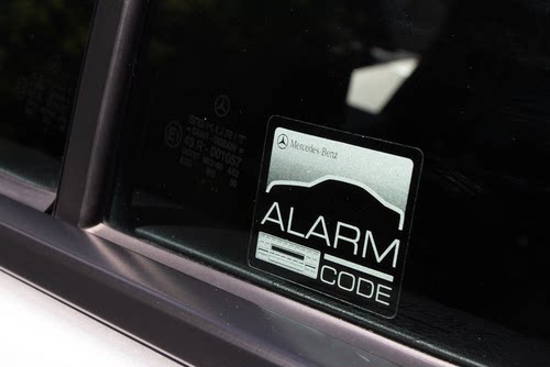 奔驰防盗标签ALARMCODE贴纸