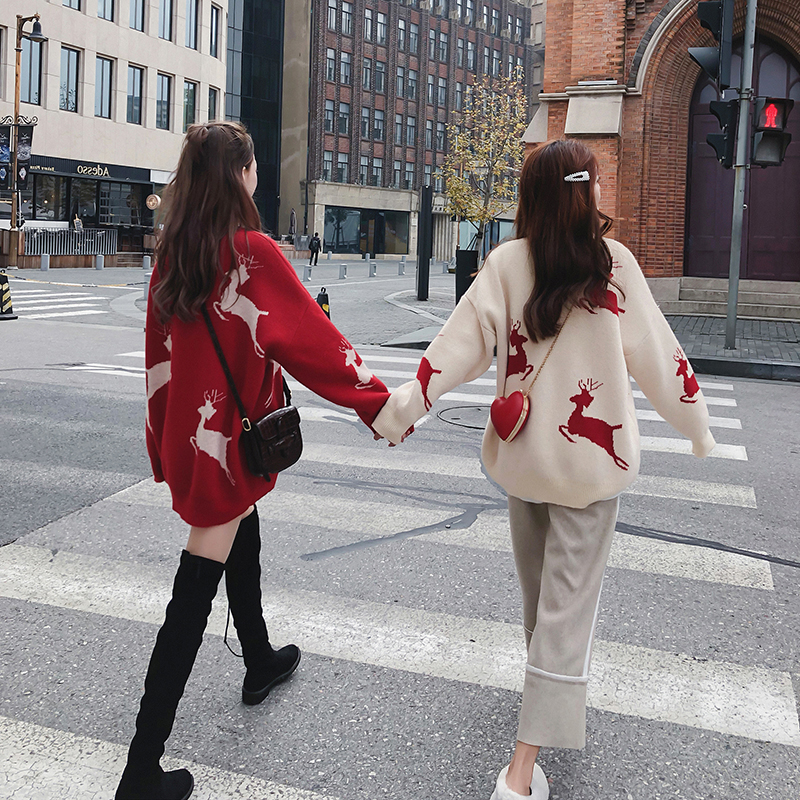 Autumn and winter new girlfriends wool thick line cartoon long sleeve Christmas knitting top girl student middle length