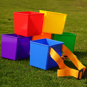 幼儿园早教丢沙包水桶炸弹体育户外儿童扔沙包奔跑躲闪游戏互动