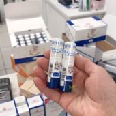 宝宝儿童润唇膏 现货意大利 HELAN 天然植物4ml单只