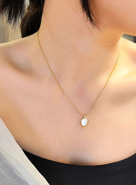 天然白贝母项链女款金色不规则吊坠高级感锁骨链送女友生日礼物