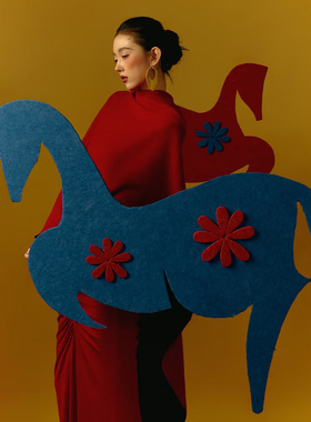 新年全家福儿童写真拍照道具蓝色马板子婚纱照背景装饰红马挂件