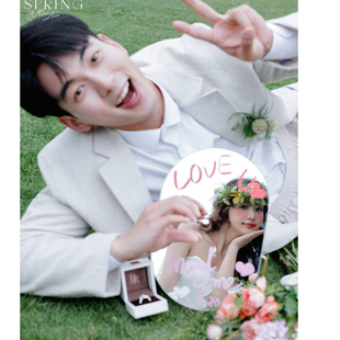 外景草坪婚纱照摄影道具椭圆字母镜子戒指盒结婚领证拍照用品