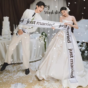 纪实风婚纱摄影拍照道具just married手拉旗条幅英文字母背景布
