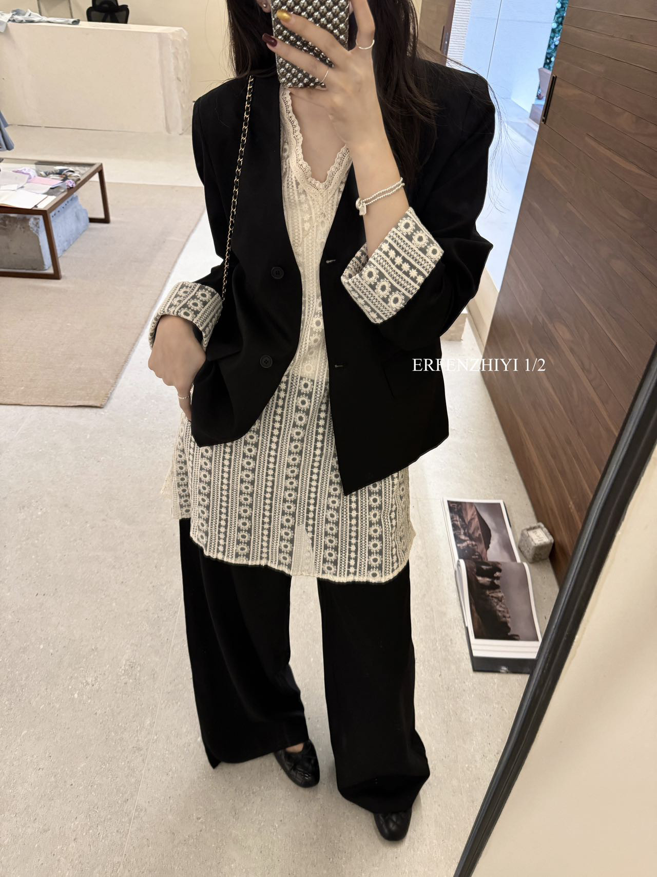 蕾丝拼接西装外套+背心阔腿裤三件套女2026春季新款休闲麻料套装