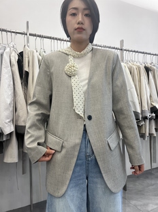 外套女 老钱风松弛感V领一粒扣搭配波点飘带丝巾西装 2026春季 新款