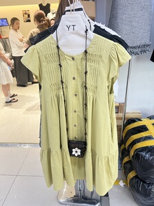 2026夏季新款韩版时尚百搭圆领飞飞袖褶皱连衣裙女显瘦减龄包包裙