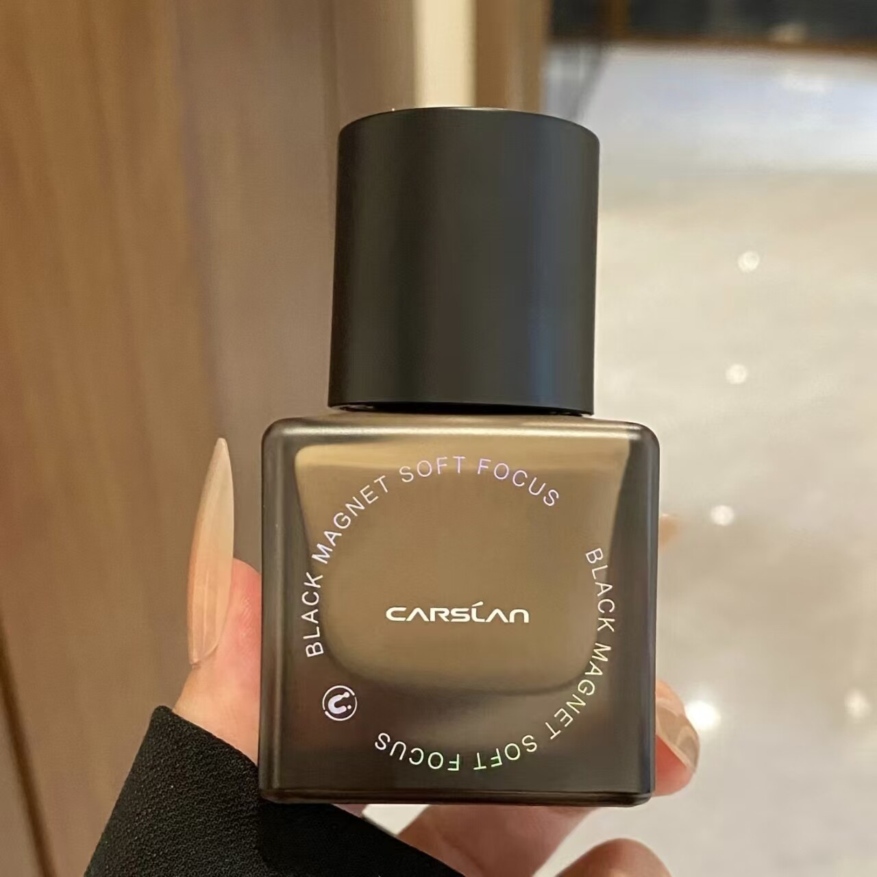 卡姿兰黑磁粉底液遮瑕持久不易脱妆滋润控油防水防汗干皮油皮正品