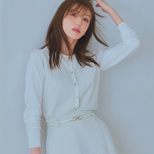 美香合作款稀少獨家ce1f0rd元 小香风粗花呢拼接圆领针织开衫