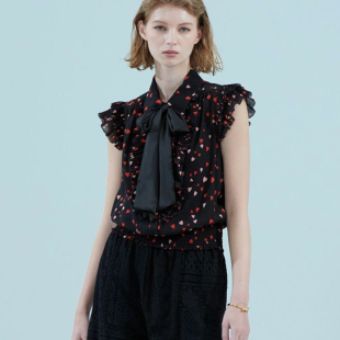 3.8万獨家高端贵牌S0&V元 上衣 爱心印花立体荷叶边领结系带衬衫