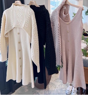 獨家deicy元 羊毛混长袖短款麻花毛衣+背心连衣裙套装