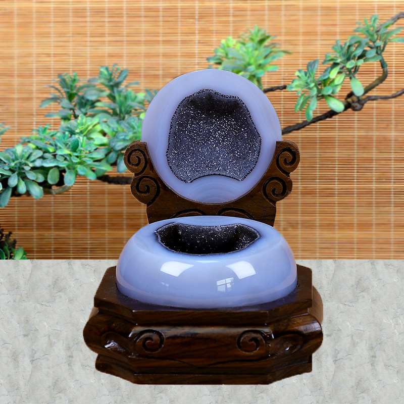 天然玛瑙聚宝盆  原石打磨水晶洞聚宝盆 摆件