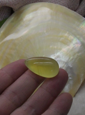 圆梦开运阁金葡萄水滴吊坠