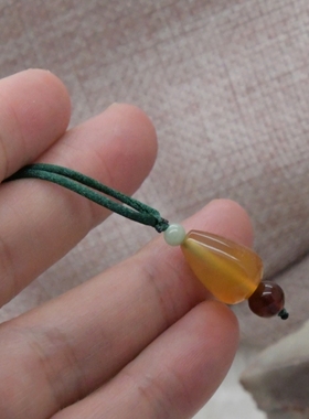 圆梦开运阁高冰黄玉髓水滴吊坠