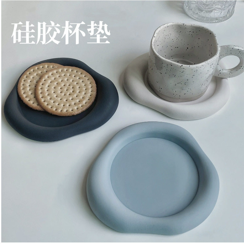 ins风异形软硅胶隔热垫云朵拍摄道具北欧耐高温防滑防烫咖啡杯垫