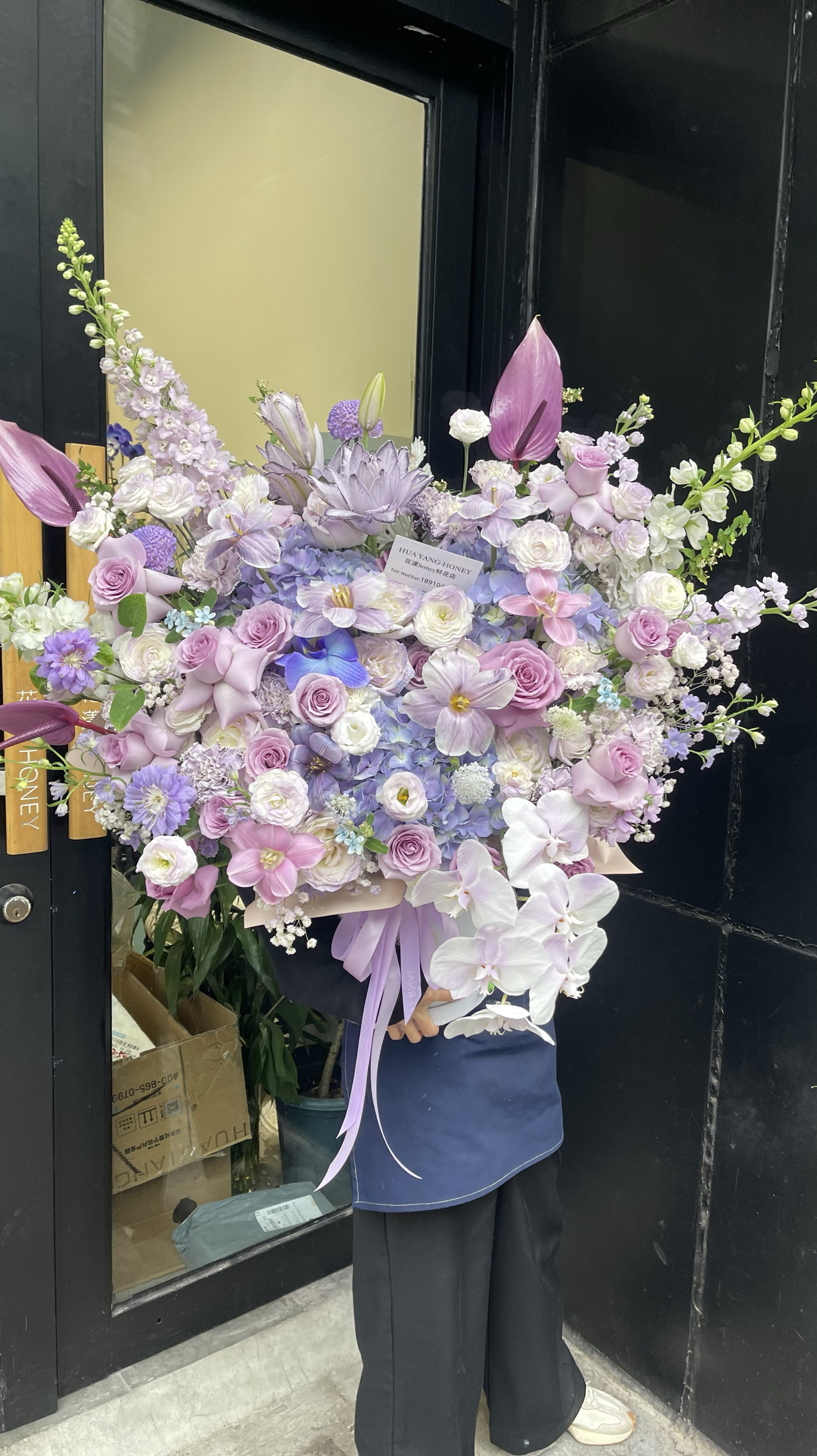 节日新款梦幻紫色抱抱桶混搭鲜花鲜花速递(同城)
