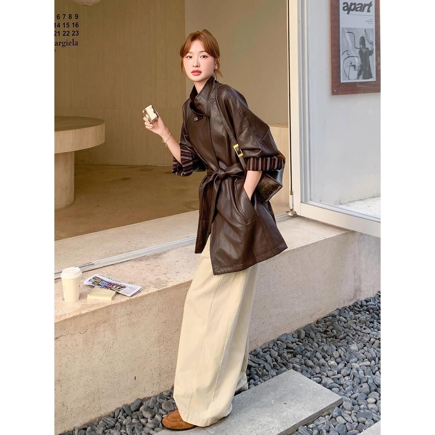 韩女气质系带收腰中长款皮衣2025春秋款格子拼接咖色pu皮风衣外套