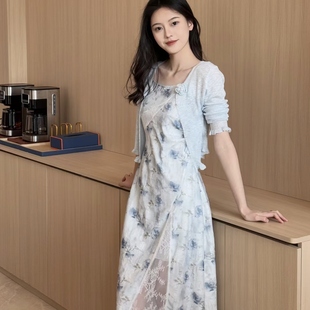 復(fù)古氣質(zhì)碎花吊帶連衣裙女收腰顯瘦長(zhǎng)袖 開(kāi)衫 新款 套裝 法式 2025夏季