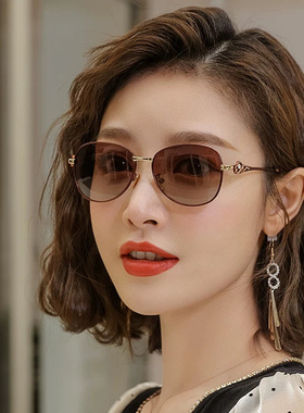 高级感偏光小框太阳镜女式小脸款太阳眼镜防紫外线开车墨镜新款潮