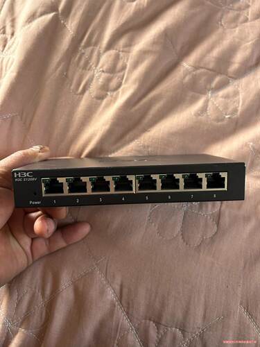 H3C  S1208V 8口千兆企业级网路交换机，实拍图懂得骏营议价商品