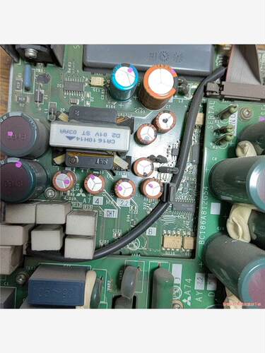 A74MA2.2   含模块，带电机运行正常，三菱FR-F7(议价商品）