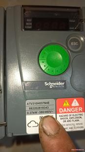 施耐德变频器 有议价商品 急速卖出 AV310H037N4E系列产品