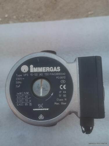 二手拆机格兰富immergas依玛壁挂炉水泵 ups15-5