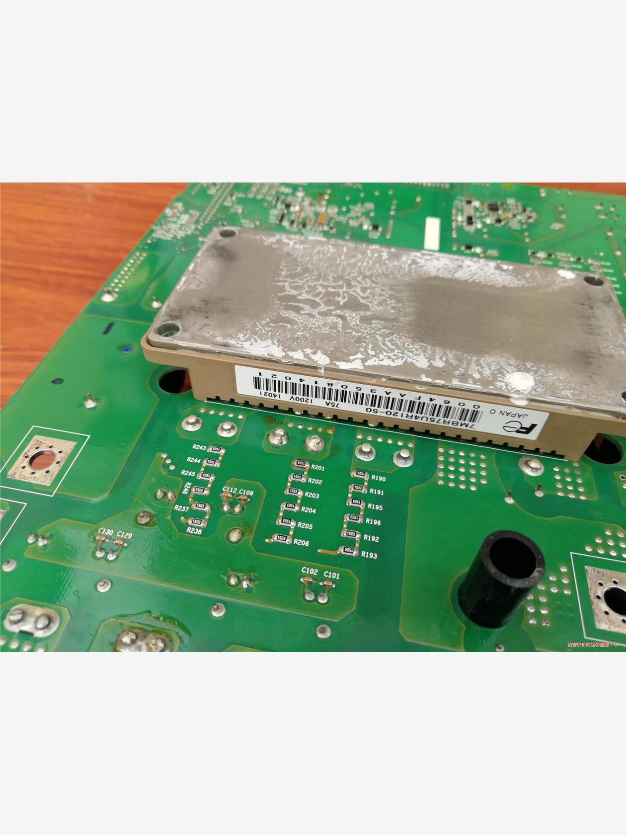 安川变频器h1000 15kw a1000l1000a18.(议价商品）