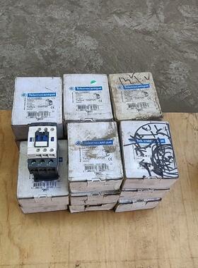 全新施耐德LC1D32BD直流接触器 DC24V