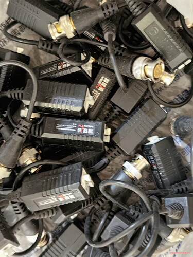 雅视威 无源双绞线传输器，视频接收器 监控网线接收(议价商品）