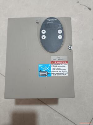 施耐德3KW伺服驱动器LXM05AD34N4 实物拍摄，功能骏营议价商品