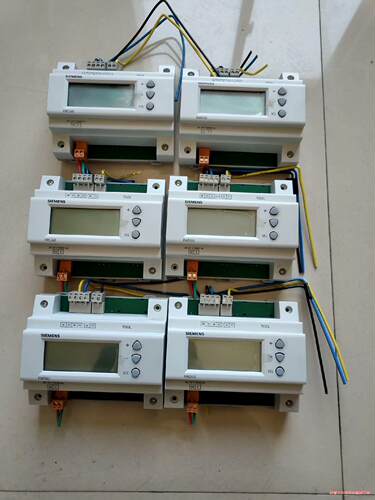 拆机西门子温度控制器RWD60(议价商品）