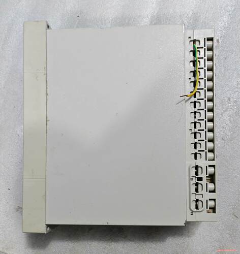 西门子微机保护器7SJ60055EA000DA0/BB 原装(议价商品）