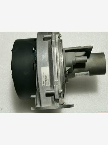 出售一台FIME挂壁炉PX128/2030风机成色漂亮如图功(议价商品）