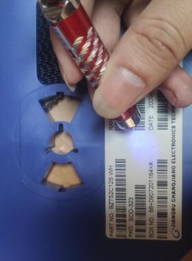 BZT52C12S WH SOD323 12V 贴片稳压管