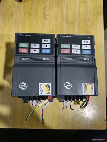 众辰ZONCN变频器DF900-S0015T2B，220V1议价商品