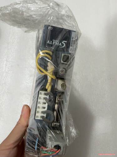 富士驱动器 RYT201D5-VS2，200瓦，实物图片，功(议价商品）