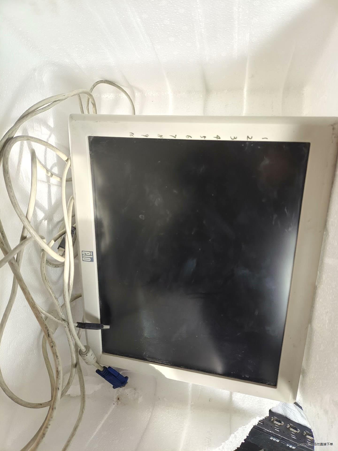 Elo触摸显示器  ET1715L-8CWA-1  实物拍摄