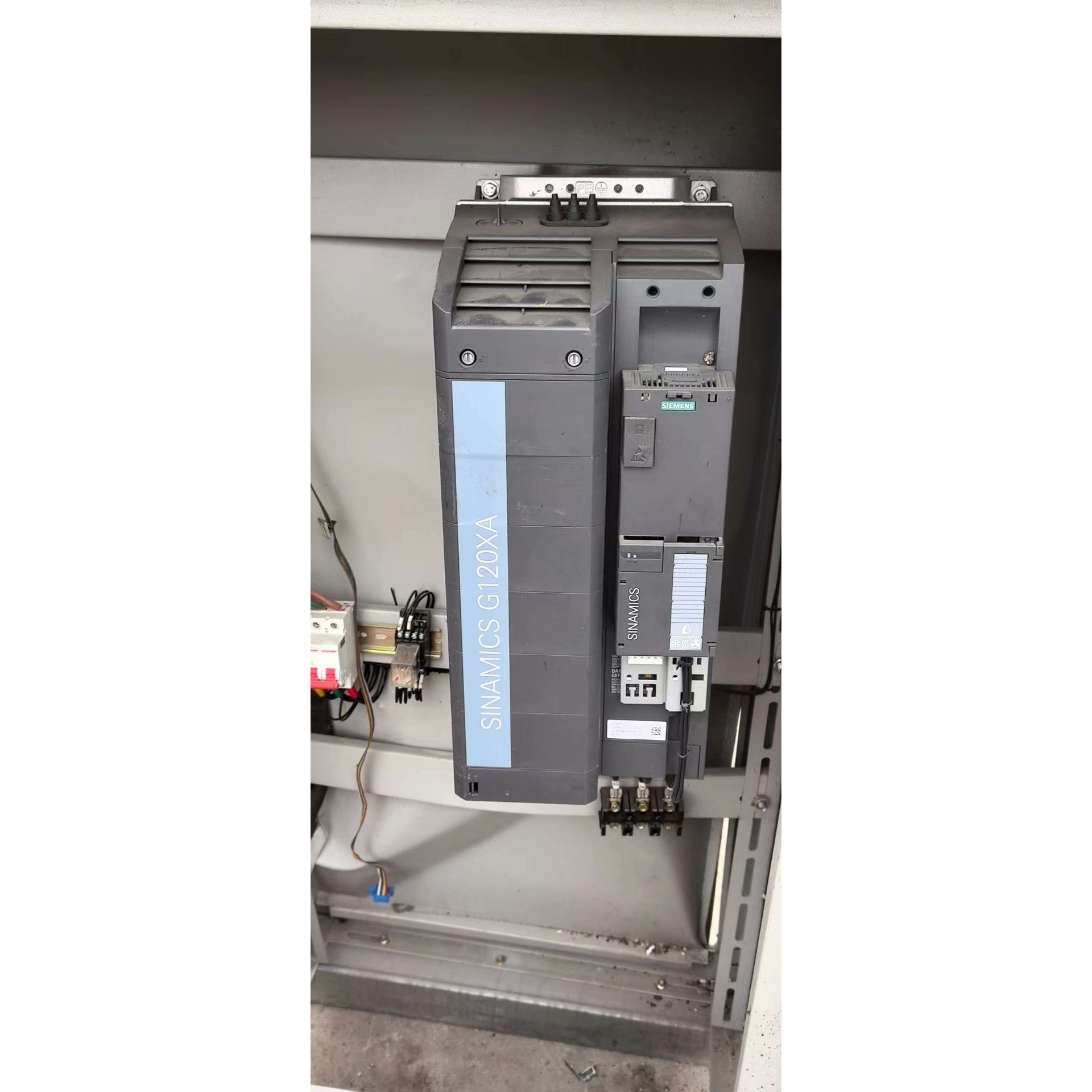 西门子G120XA变频器,22KW,型号6SL3220-3Y骏营商贸—议价