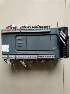 施耐德PLC TM200C40R  TM3DM8R(议价商品）