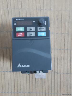 台达变频器1.5kw三相输入VFD015E43T，二手包好，