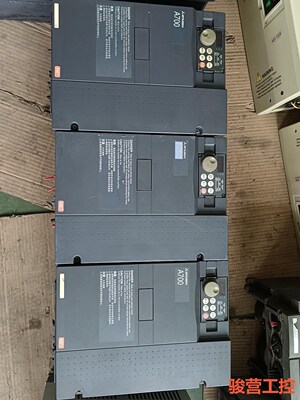 三菱FR-A740-15K-CHI/11KW多台功能正常成色骏营商贸—议价